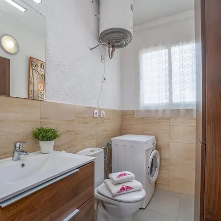 Apart-rent Casa Alberes 0079 *